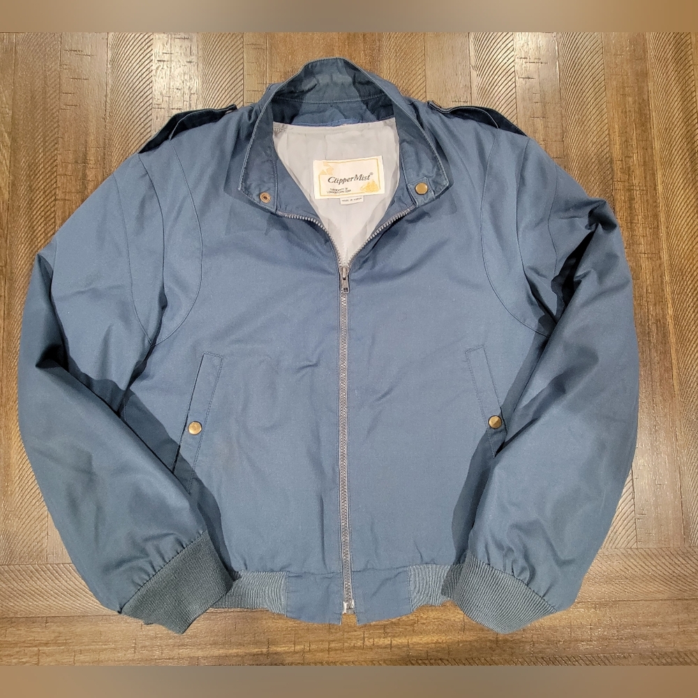 Clipper Mist Londontown Men’s Size Medium Regular Blue Zip Out Linin